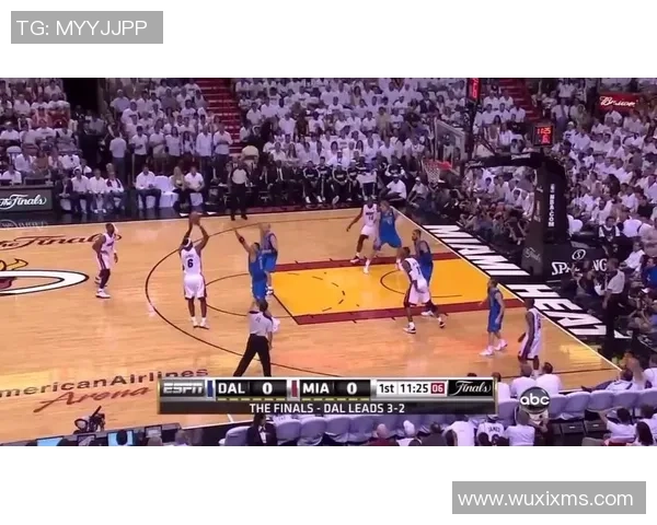 2011年NBA总决赛小牛队与热火队第四场激战回顾与精彩瞬间分析