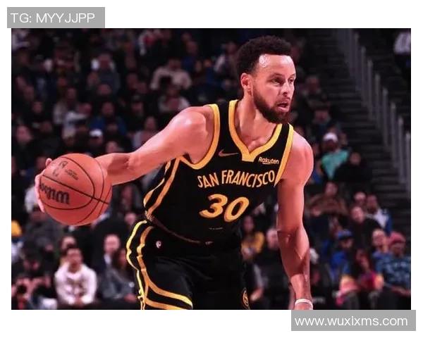 勇士库里单场42分力克开拓者展现超凡实力引发球迷热议 勇士库里单场42分力克开拓者展现超凡实力引发球迷热议