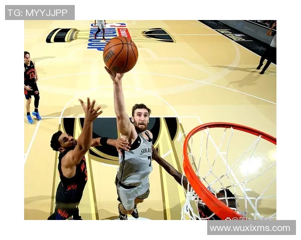 尼克斯反转马刺夺NBA杯冠军 OG28+9文班18+6 尼克斯反转马刺夺NBA杯冠军 OG28+9文班18+6