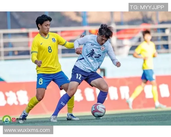 湘超岳阳队余骞：富力闭幕后我就去考大学了；十分崇拜克罗斯